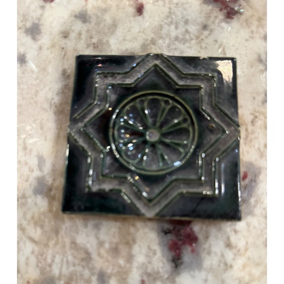 Vintage Ceramic Tile Embossed Star Wheel Design Dark Green Decorative Accent N2 - Picture 1 of 3